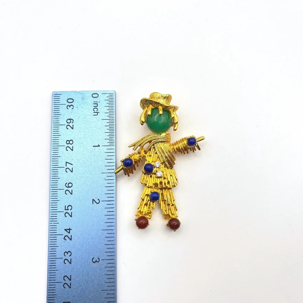 JBK Camrose & Kross Scarecrow Brooch Gold‎ Tone Green Cabochon Crystal Accent
